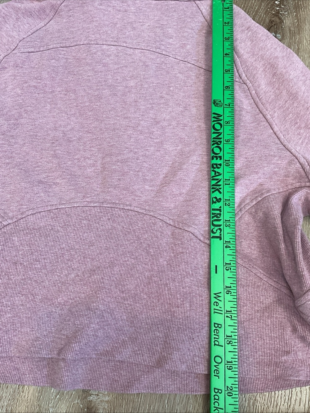 Lululemon - 1/2 Zip Cropped Hooded Sweatshirt - Pinkish Purple - Ladies Sz Med - Picture 11 of 11